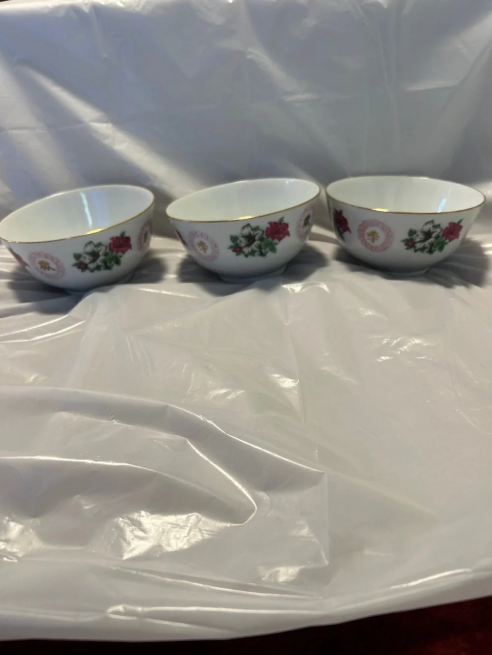 Set of 3 Vintage Chinese porcelain rice bowls Floral pattern Marked
